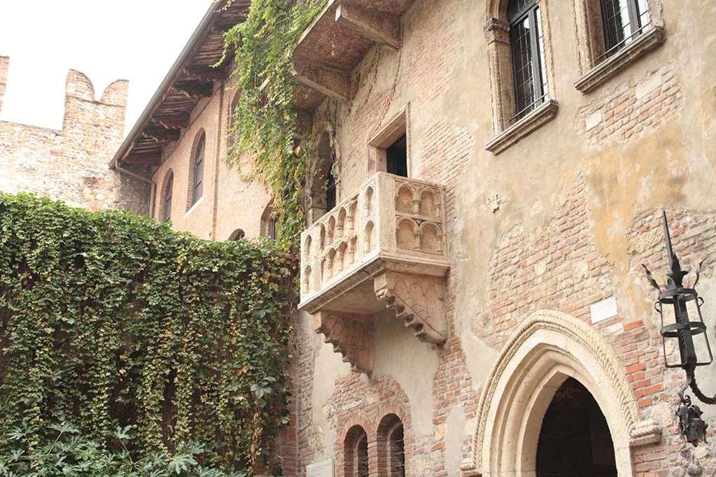 Boutique Hotel Touring Verona Esterno foto