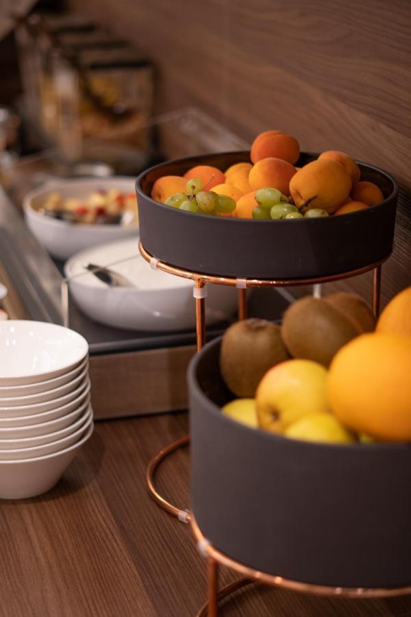 Boutique Hotel Touring Verona Esterno foto
