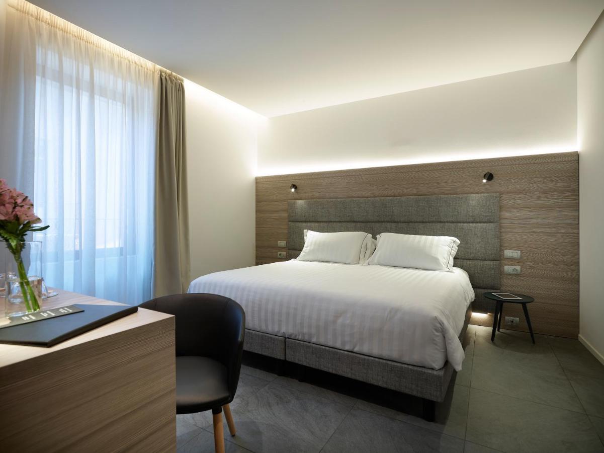 Boutique Hotel Touring Verona Esterno foto