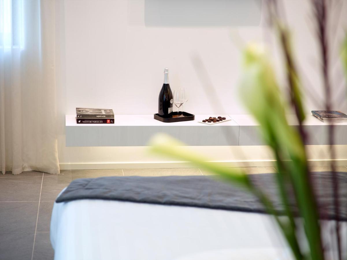 Boutique Hotel Touring Verona Esterno foto