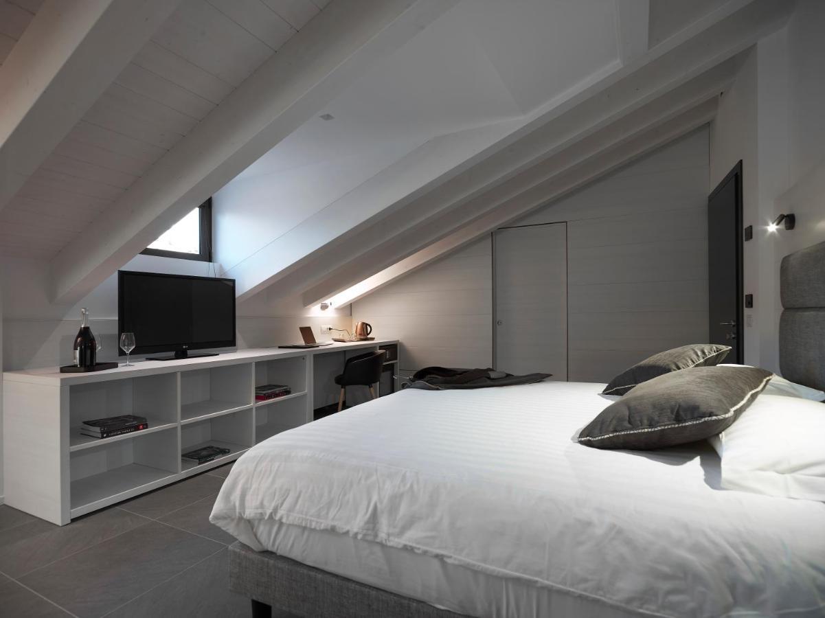 Boutique Hotel Touring Verona Esterno foto