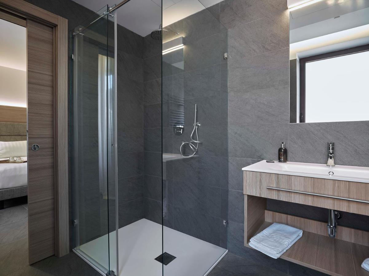 Boutique Hotel Touring Verona Esterno foto